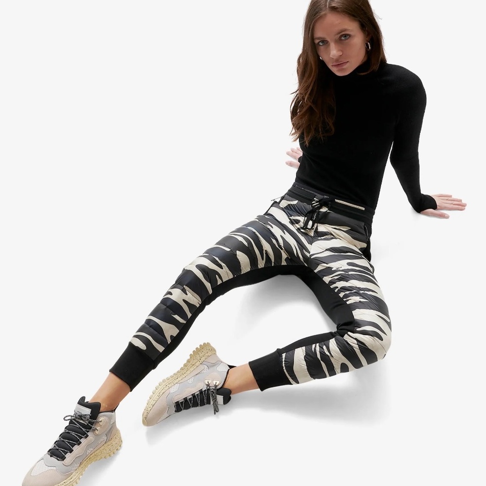 NWT Holden Outerwear Down Hybrid Jogger Puffer Pants in Zebra Size XS